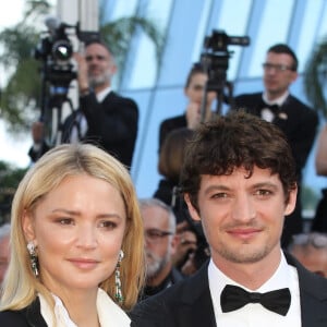 Virginie Efira et son compagnon Niels Schneider lors de la montée des marches de la cérémonie de clôture du 72ème Festival International du Film de Cannes, le 25 mai 2019. © Denis Guignebourg/Bestimage 