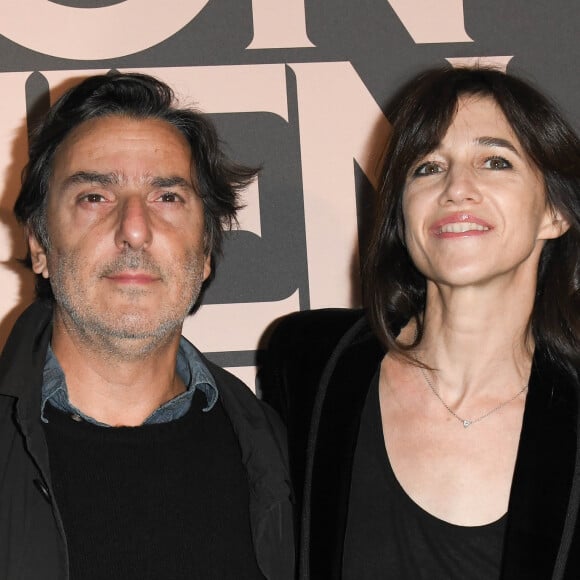 Des parents comblés !
Yvan Attal et sa compagne Charlotte Gainsbourg - Avant-première du film "Mon chien stupide" au cinéma UGC Normandie à Paris © Coadic Guirec/Bestimage 