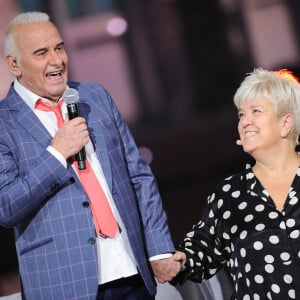 Notamment connue pour son role dans "Joséphine, ange gardien"
Exclusif -  Michel Fugain et Mimie Mathy - Surprises - Enregistrement de l'émission "La Chanson secrète 4", qui sera diffusée le 4 janvier 2020 sur TF1, à Paris. Le 17 décembre 2019 © Gaffiot-Perusseau / Bestimage 