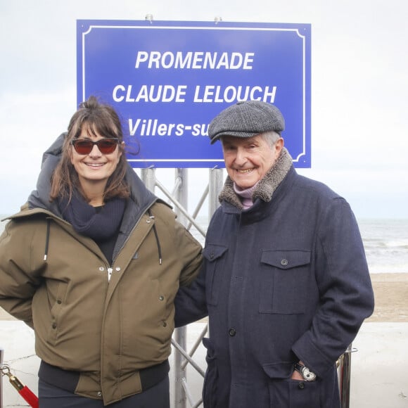 Valérie Perrin et son compagnon Claude Lelouch - Inauguration de la "Promenade Claude Lelouch" qui porte désormais son nom en présence d'un public nombreux et de la famille du réalisateur à Villers-sur-Mer le 26 mars 2023. © Jack Tribeca / Bestimage