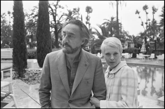 Tous les deux mariés à l'époque, ils vont divorcer pour vivre leur histoire d'amour
 
Archives - Jean Seberg et Romain Gary en 1971.