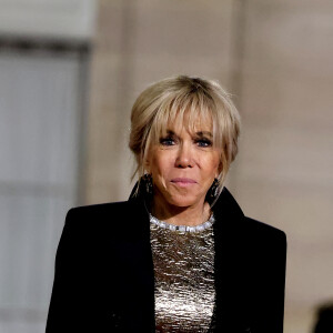 Brigitte Macron lors de l'accueil par le couple présidentiel français du président du Kazakhstan au palais de l'Elysée à Paris pour un dîner d'état le 5 novembre 2024. © Dominique Jacovides / Bestimage 