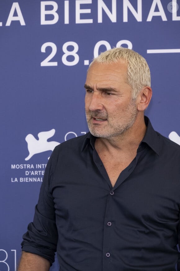 Théma - Les hommes en blond platine - Gilles Lellouche 81st Venice Film Festival Photocall of the movie -Leurs Enfants Apres Eux (And their children after them) Palazzo del Casinò Lido of Venice, Italy 31st August 2024