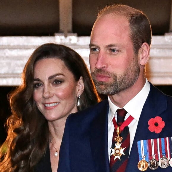 Le prince William a suscité de nombreuses réactions en septembre dernier en s'affichant avec un nouveau look barbu
Le prince William, prince de Galles, Catherine Kate Middleton, princesse de Galles - La famille royale du Royaume Uni assiste au Festival du souvenir (Festival of Remembrance) au Royal Albert Hall, Londres. © Chris Ratcliffe / Pool / Julien Burton via Bestimage 