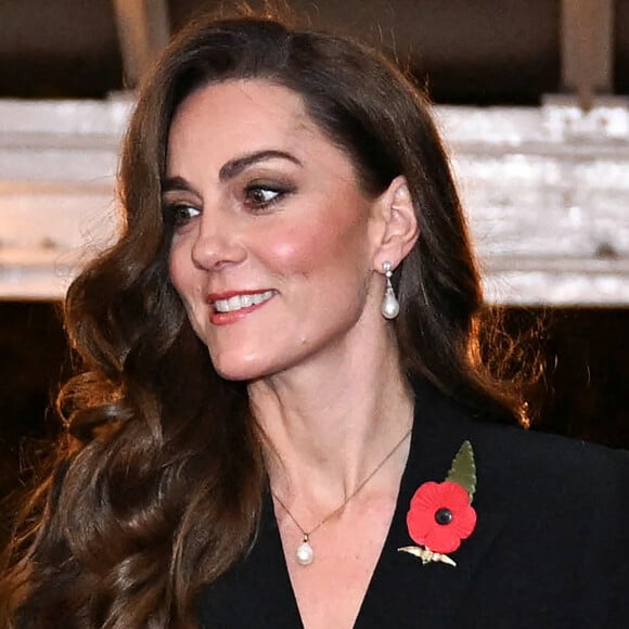 L'année 2024 a été difficile pour William, marqué par les diagnostics de cancer de son épouse Kate Middleton et de son père Charles III
Catherine Kate Middleton, princesse de Galles - La famille royale du Royaume Uni assiste au Festival du souvenir (Festival of Remembrance) au Royal Albert Hall, Londres le 9 novembre 2024. © Chris Ratcliffe / Pool / Julien Burton via Bestimage 