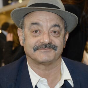 Louis Chedid - 34ème édition du salon du livre à la Porte de Versailles à Paris le 23 mars 2014. 