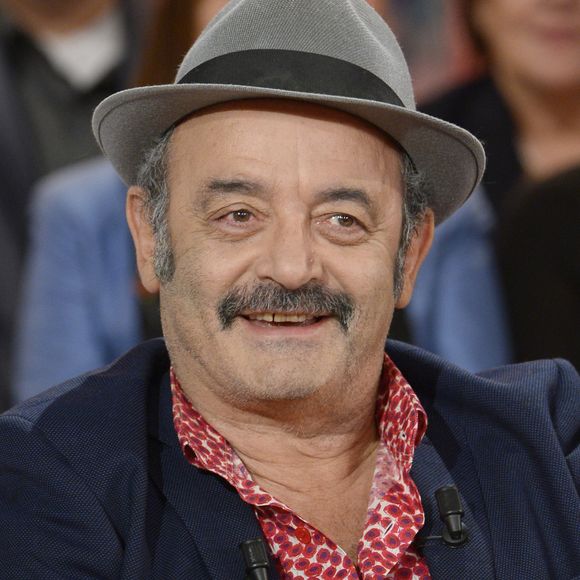 Louis Chedid - Enregistrement de l'emission "Vivement Dimanche" a Paris le 26 novembre 2013. L'emission sera diffusee le 1er decembre.