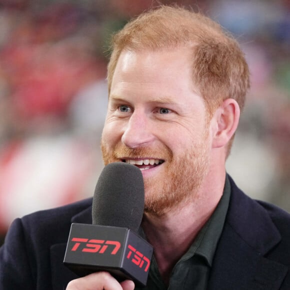 Il était l'invité d'une émission sur la chaîne TSN pour réagir à la rencontre qu'il avait hâte de voir commencer
Prince Harry, duc de Sussex, lors du match opposant les Argonauts de Toronto et les Blue Bombers de Winnipeg dans le cadre de la Grey Cup à Vancouver, Canada. Le 17 novembre 2024 Photo by Darryl Dyck/CP/ABACAPRESS.COM