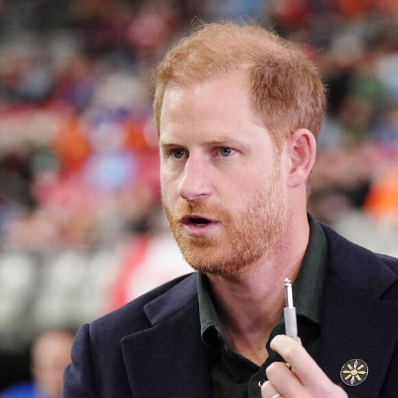 Un événement que le prince a certainement hâte de voir débuter !
Prince Harry, duc de Sussex, lors du match opposant les Argonauts de Toronto et les Blue Bombers de Winnipeg dans le cadre de la Grey Cup à Vancouver, Canada. Le 17 novembre 2024 . Photo by Darryl Dyck/CP/ABACAPRESS.COM