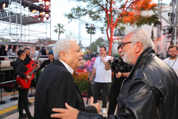 Exclusif - Enrico Macias, Gérard Pullicino - Backstage - Enregistrement de l'émission "La Fête de la chanson à l'Orientale" à l'hôtel Fairmont de Tanger au Maroc, diffusée le 22 novembre sur France 3 © Philippe Doignon / Bestimage 