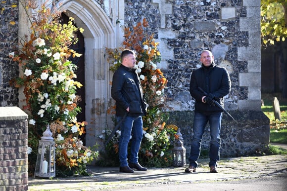 Amersham, ROYAUME-UNI - Les funérailles de l'ancienne star des One Direction, Liam Payne, décédé tragiquement à l'âge de 31 ans, se déroulent à l'église St Mary's d'Amersham, dans le Buckinghamshire. Liam est décédé le 16 octobre après être tombé du balcon du troisième étage à Buenos Aires, en Argentine.