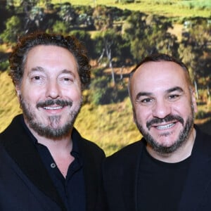 Exclusif - Guillaume Gallienne et François-Xavier Demaison à l'inauguration du Flagship Eluxtravel, un nouveau salon de voyage design et lumineux à Paris le 14 novembre 2024. © Rachid Bellak / Bestimage