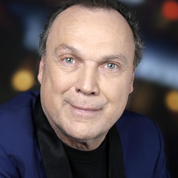 Portrait de Julien Lepers, lors de l'enregistrement de l'émission "Chez Jordan". Le 14 février 2022 © Cédric Perrin / Bestimage