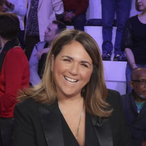 Exclusif - Valérie Benaim sur le plateau de l'émission "Face à Hanouna" diffusée le 23 novembre 2024 - Paris le 21 novembre 2024 - © Jack Tribeca / Bestimage 