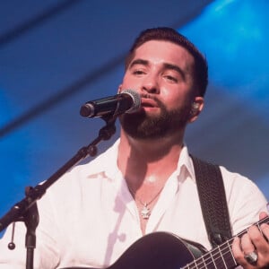 Exclusif - Kendji Girac - Célébration des 10 ans du centre commercial Beaugrenelle à Paris, France. Le 12 octobre 2023. © Christophe Clovis / Bestimage 