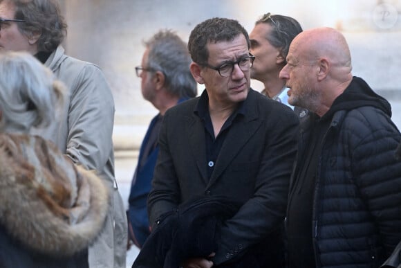 Dany Boon, en partance pour la cérémonie d'enterrement de l'acteur français Michel Blanc à l'église Saint Eustache à Paris, France, le 10 octobre 2024.