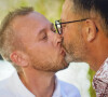 Il est toujours en couple avec Yann !
Christophe et Yann au bilan de "L'amour est dans le pré". M6