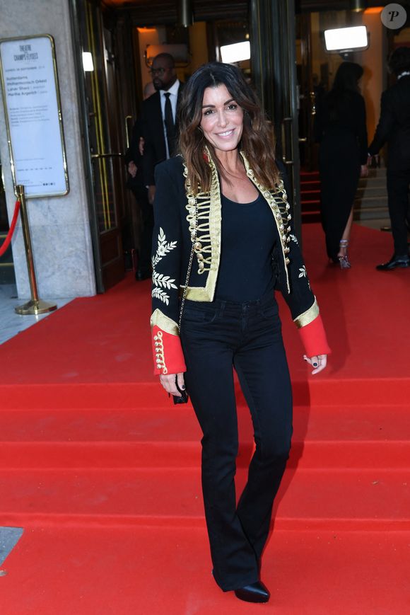 Jenifer Bartoli arrivant au "Concerto pour la Paix" organisé par Omar Harfouch au Théâtre des Champs Élysées à Paris, France, le 18 Septembre 2024. © Rachid Bellak / Bestimage 