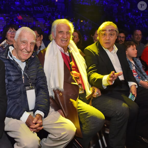 De gauche à droite, Charles Gérard, Jean Paul Belmondo et Louis Acariès lors du gala de boxe organisé par Univent Production au Palais des Sports de Marseille le 24 mars 2018. © Bruno Bebert/Bestimage