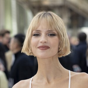 Angèle au Front Row du défilé de mode féminine Chanel printemps-été 2025 lors de la Fashion Week de Paris (PFW), au Grand Palais, à Paris, France, le 1er october 2024. © Olivier Borde/Bestimage 