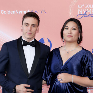 Tout semble sourire à Louis et Marie Ducruet !
Louis Ducruet et sa femme Marie (enceinte) - La famille princière au photocall et cérémonie de clôture de la 63ème édition du Festival de Télévision de Monte-Carlo (63rd Golden Nymph) au Grimaldi Forum à Monaco © Claudia Albuquerque / Bestimage 