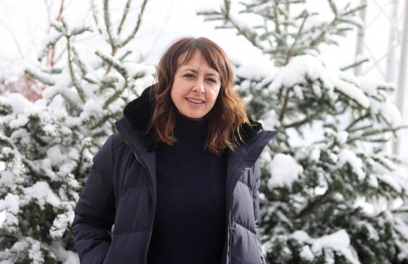 Son amour de jeunesse retrouvé, Valérie Bonneton ne veut plus le lâcher
Valérie Bonneton - Photocall du film "Tombés du camion" lors du 27ème Festival International du Film de Comédie de l'Alpe d'Huez, le 19 janvier 2024. © Dominique Jacovides / Bestimage