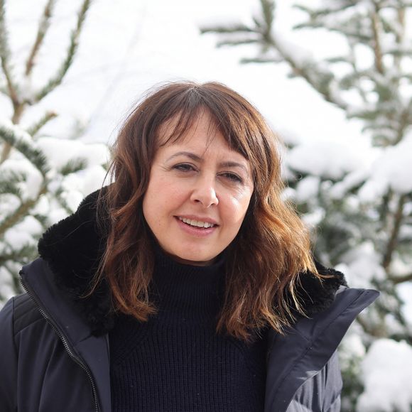 Son amour de jeunesse retrouvé, Valérie Bonneton ne veut plus le lâcher
Valérie Bonneton - Photocall du film "Tombés du camion" lors du 27ème Festival International du Film de Comédie de l'Alpe d'Huez, le 19 janvier 2024. © Dominique Jacovides / Bestimage