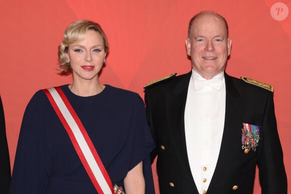 À travers sa fondation, Albert de Monaco cherche à protéger les îles Salomon et notamment les fonds marins
 
Le prince Albert II de Monaco et la princesse Charlene durant la traditionnelle soirée de la Fête Nationale Monégasque au Grimaldi Forum à Monaco, le 19 novembre 2024. La Famille Princière et leurs convives ont assisté à un opéra en 4 actes "La Bohême". © JC VINAJ / Pool Monaco / Bestimage