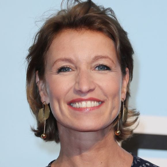 Et continue de vivre dans cette région du Sud de la France
Alexandra Lamy à la cérémonie de clôture de la 24ème édition du Festival de la Fiction TV de La Rochelle, France, le 17 septembre 2022