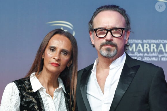 Vincent Perez et Karine Silla-Perez assistent au tapis rouge de la cérémonie d'ouverture lors du 21e Festival international du film de Marrakech à Marrakech, au Maroc, le 29 novembre 2024. Photo par Aurore Marechal/ABACAPRESS.COM