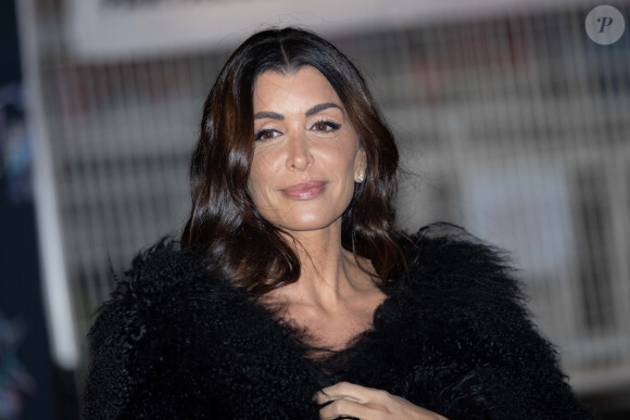 Ensemble, ils ont accueilli leur fils Juvanni en 2021. Une famille déjà composée d'Aaron, né en 2003 de la relation de Jenifer avec Maxim Nucci, et Joseph, né en 2014 de son histoire avec Thierry Neuvic.
Jenifer Bartoli assiste à la 24e édition des NRJ Music Awards - Arrivée sur le tapis rouge au Palais des Festivals le 18 novembre 2022 à Cannes, France. Photo par Shootpix/ABACAPRESS.COM