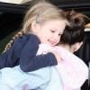 Jennifer Garner est allée chercher sa fille Violet à l'école. Elle se rendent ensuite au Child Success Center à Santa Monica le 2 avril 2010