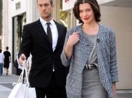 Quand Milla Jovovich troque son look romantique... pour une chic décontraction !