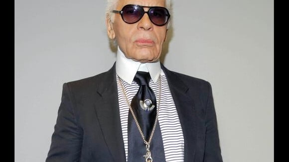 Karl Lagerfeld n'est pas fidèle, la preuve !