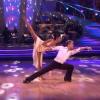 Nicole Scherzinger et son partenaire Derek Hough exécutent une rumba  dans Dancing With The Stars