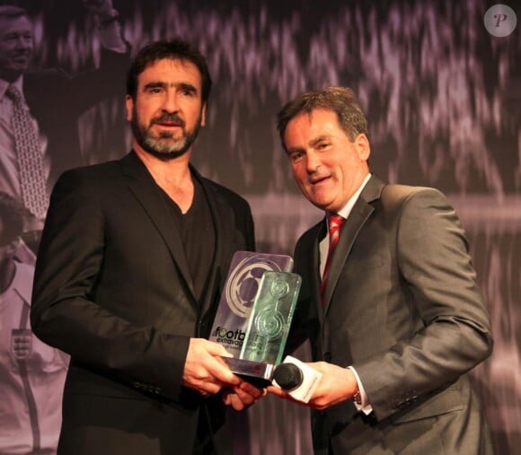 Eric Cantona, récompensé lors des Nordoff Robbins Football Extravaganza à Londres le 12 avril 2010