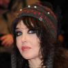 Isabelle Adjani, dont le compagnon à quatre pattes Uma a les honneurs au Musée de la Chasse jusqu'au 26 septembre.