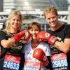 Le 23 avril 2010, à deux jours du Virgin London Marathon, Natalie Imbruglia a chaussé les gants avec Holly et Sam Bronson