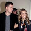 Michael Bublé et sa fiancée Luisina Lopilato, à Buenos Aires, le 24 avril 2010.