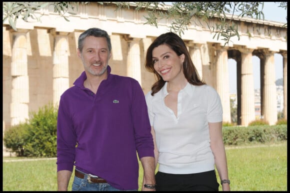 Antoine de Caunes et Daphné Roulier à Athènes le 15 avril 2010