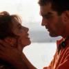 Victoria Abril et Antonio Banderas dans Attache moi.