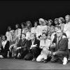 Des acteurs rendent hommage à François Truffaut, décédé en 1984, lors du festival de Cannes en 1985, parmi lesquels Fanny Ardant, Jeanne Moreau, Jean-Pierre Aumont, Gérard Depardieu, Jean-Pierre Léaud, Jacqueline Bisset, Catherine Deneuve, Brigitte F