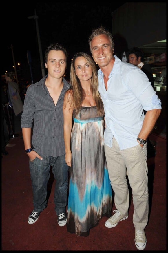 David Ginola avec sa femme Coraline et son fils Andréa, en 2008.