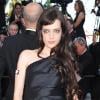 Roxane Mesquida lors du tapis rouge du film Biutiful pendant le festival de Cannes le 17 mai 2010