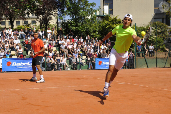 Jo-Wilfried Tsonga et Rafael Nadal s'entraînent avant le tournois de Roland Garros le 20 mai 2010