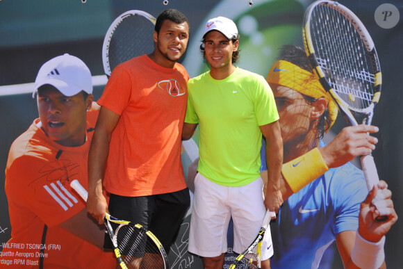 Jo-Wilfried Tsonga et Rafael Nadal s'entraînent avant le tournois de Roland Garros le 20 mai 2010