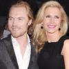 Coupable d'avoir trompé sa femme Yvonne avec une de ses danseuses, Ronan Keating voudrait sauver son mariage... Mais le peut-il encore ?