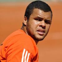 Jo-Wilfried Tsonga, sacré râleur : Plébiscité à Roland-Garros, il scandalise toute l'Auvergne !