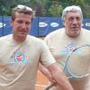 Jean-Pierre Castaldi et Benjamin Castaldi en compagnie de Denis Brogniart lors du tournoi des célébrités 2009.