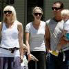 Gwen Stefani et Gavin Roosdale emmènent Kingston et Zuma pour une séance shopping afin de préparer l'anniversaire de leur fils aîné qui fête ses 4 ans. Le 30 mai à Los Angeles